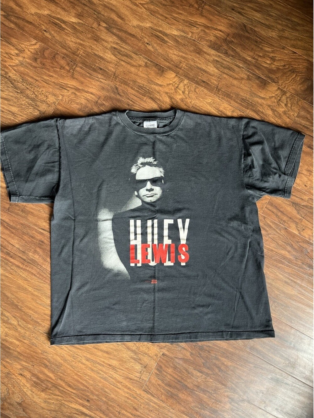 Huey Lewis Vintage Band Tee Size XL Winterland Productions